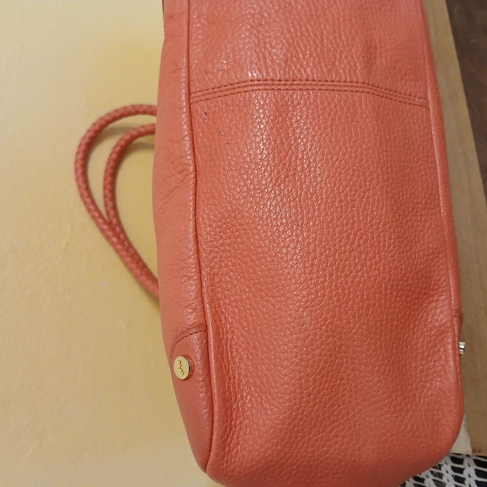 Elegant Coral Handbag - Picture 10 of 15